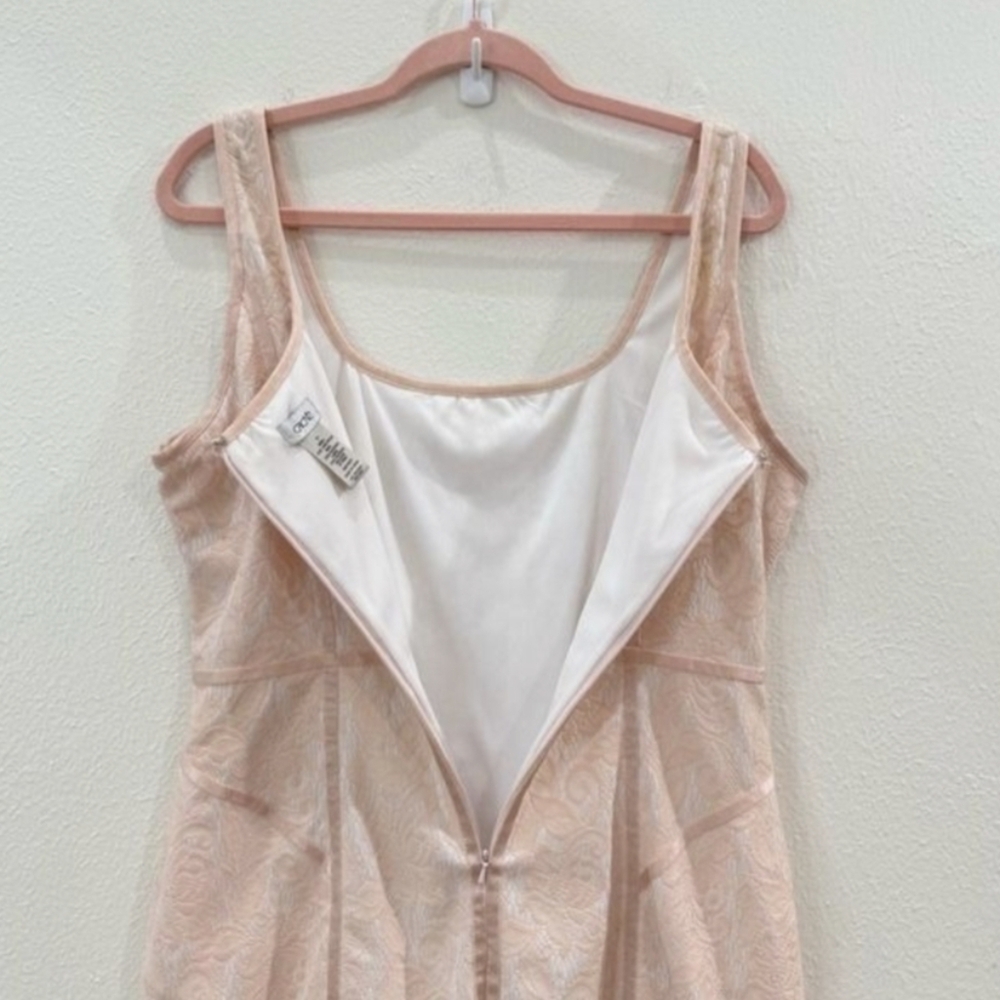 Cache Vintage Pink & White Lace Sheath Dress Sleeveless Scoop Neck Satin Trim- 8 - Picture 11 of 12
